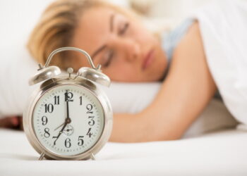 50세 이후 하루 5시간 못 자면 복합만성질환 위험증가