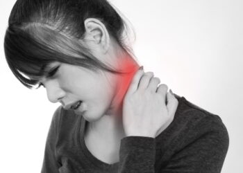 현대인의 고질병 목디스크, 초기에 잡아야