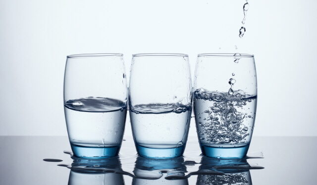 요로결석, 하루 물 2리터로 예방∙맵고 짠 음식으로 악화