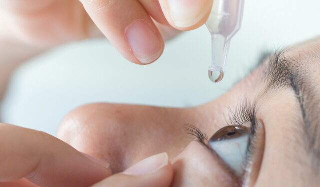 디지털 시대, 안구건조증 예방하려면?