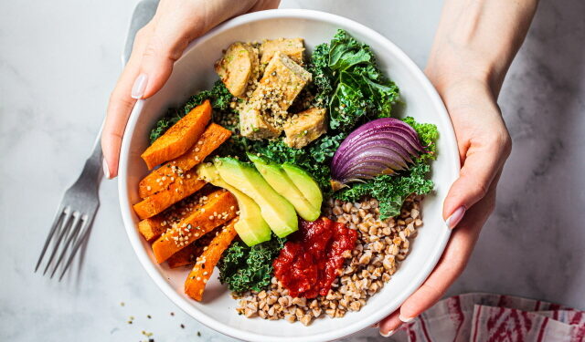 어린 시절 “건강한 음식”, 평생 건강 식습관 좌우!